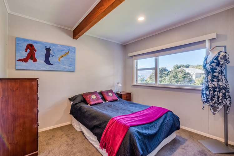 10 Hungerford Road Lyall Bay_13