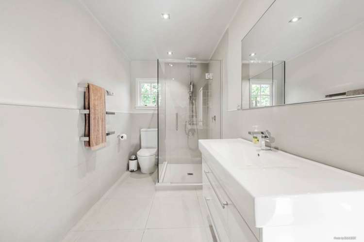 284 Whitford Park Road Whitford_16