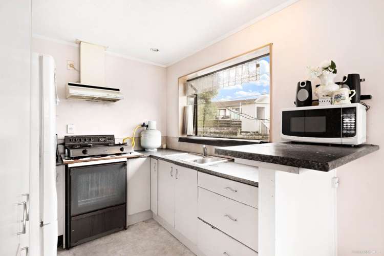 1/13 Crail Court Totara Heights_11