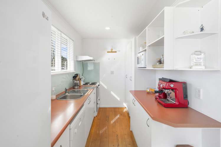 7 Koru Street Mangere Bridge_9