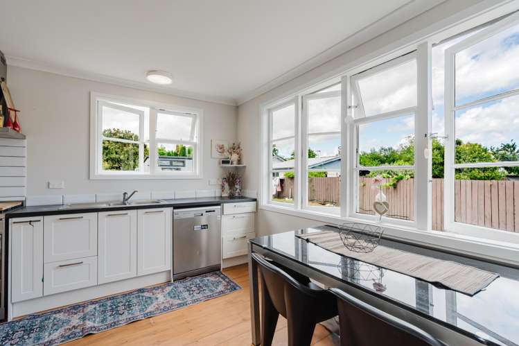 12 Le Quesne Place Fairfield_9