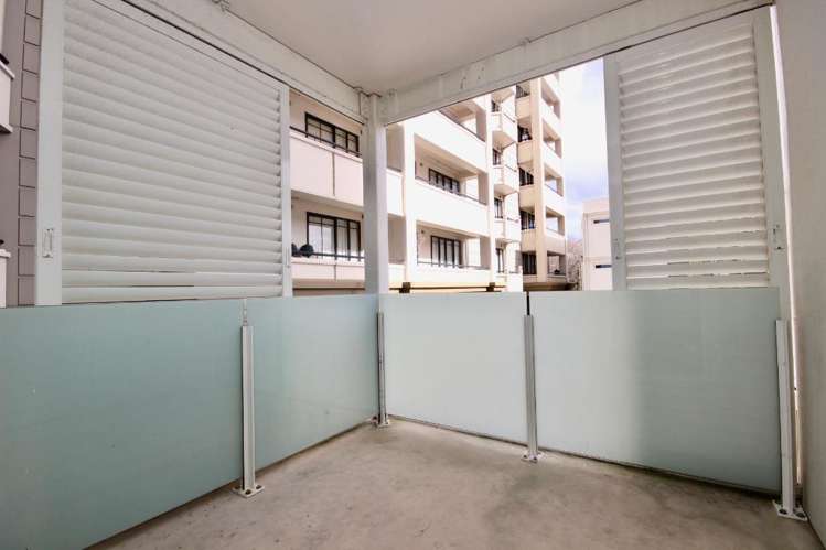 10XX/10 Waterloo Quadrant 10015_10