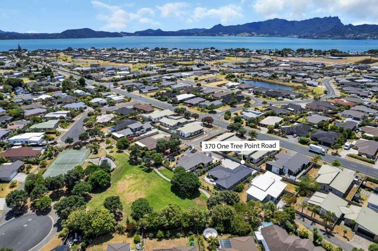 370 One Tree Point Road One Tree Point_2