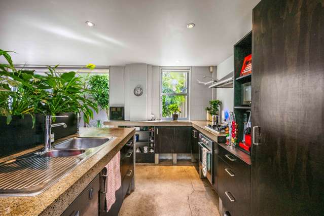 Unit 1/2 Gordon Road Morningside_3