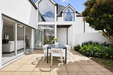 1/21 Campbell Road_1