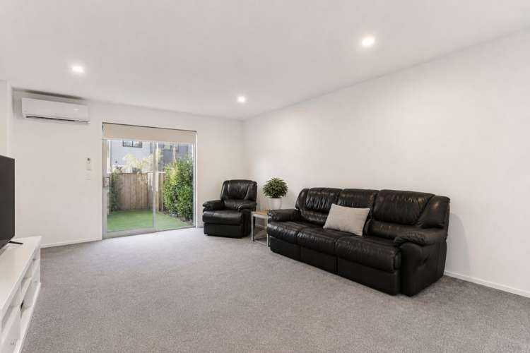 2/5 Matata Place Dallington_5