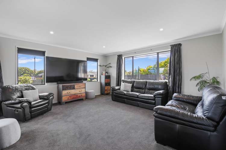 33 Birchwood Avenue Burleigh_12