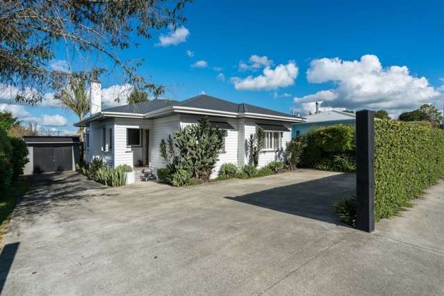 323 Western Hills Drive Avenues_1