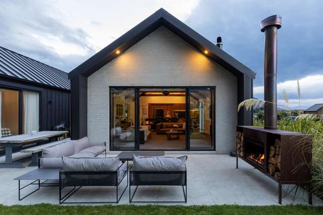 Contemporary living in the heart of Jack’s Point