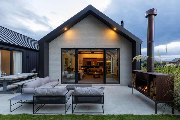 52 Cunninghams Drive_0