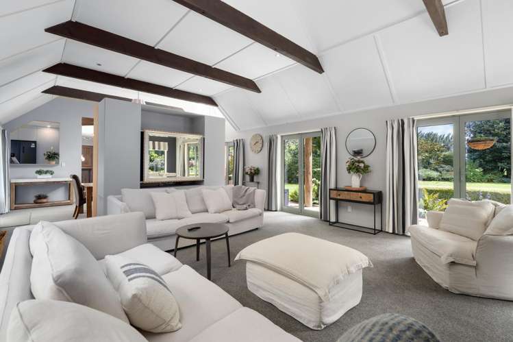 320 Gladstone Road South East Taieri_7