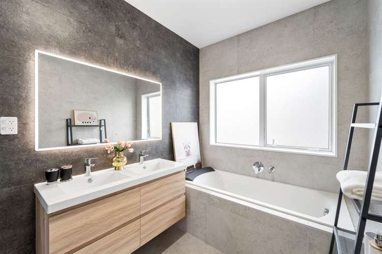 7 Marlin Street West Harbour_26