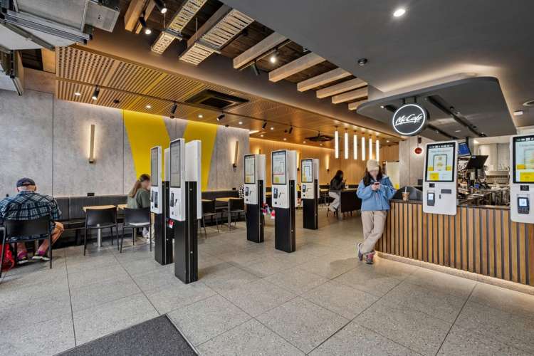 29 Camp Street Queenstown_12