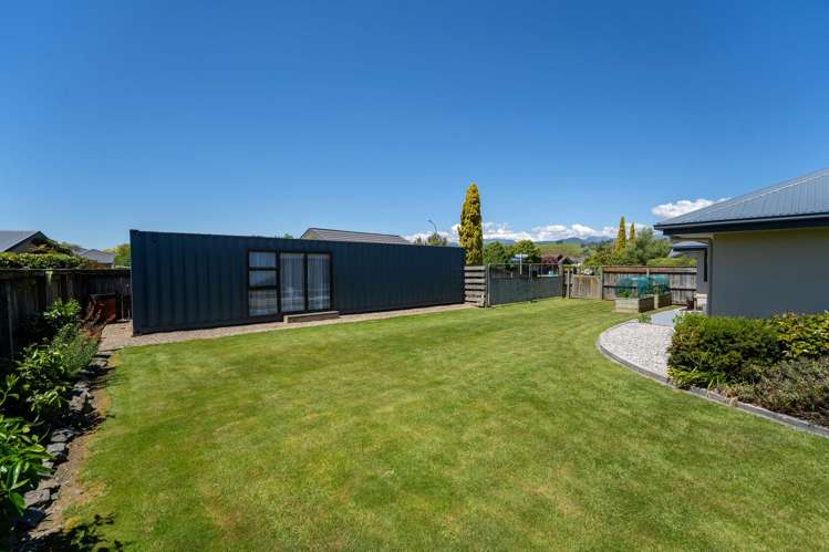 2 Mayer Crescent Wakefield_22