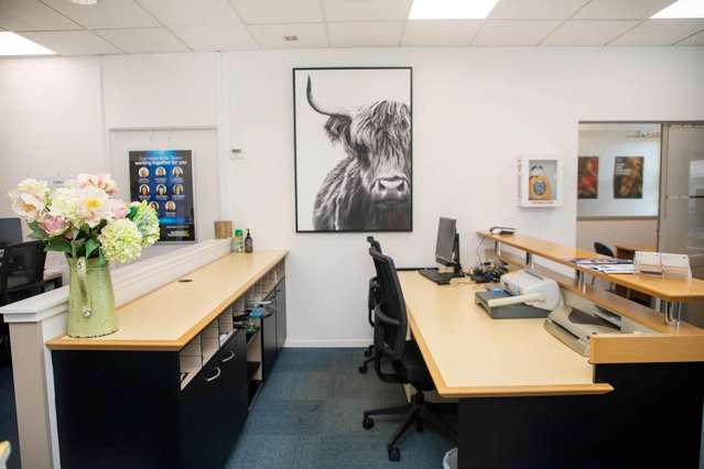 Shop 5/25 Commercial Road Helensville_4