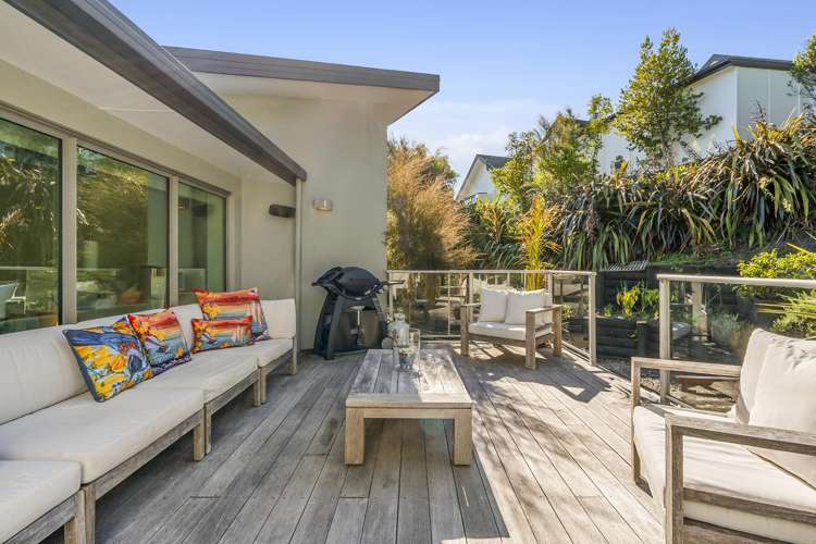 28 Commodore Place Britannia Heights_16