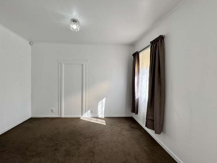 3157 Great North Road New Lynn_7