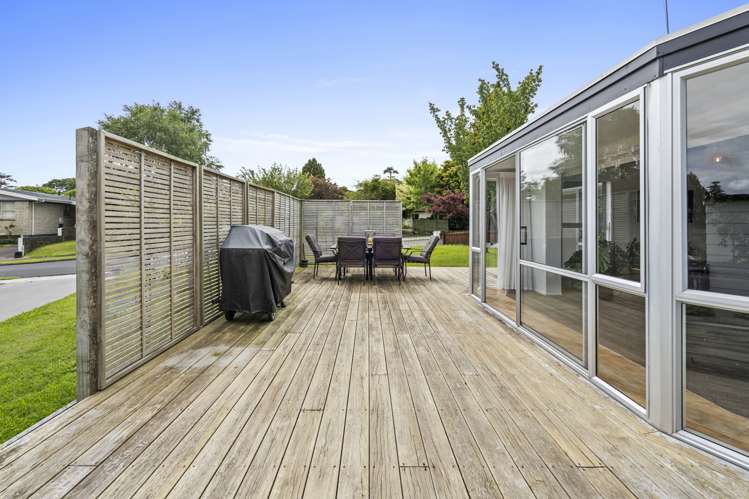 8 Gordon Place Leamington_17