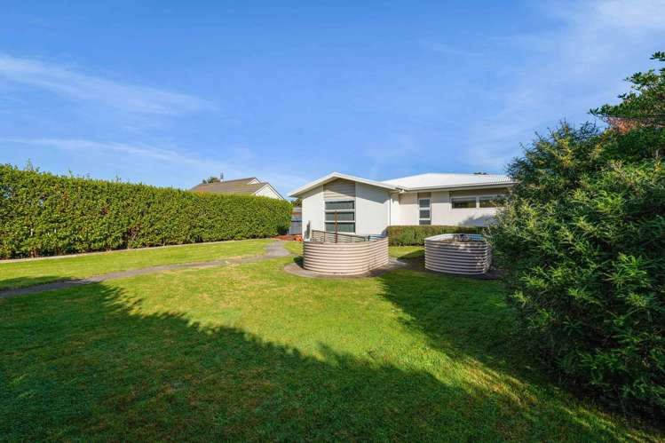16 Egmont Street Patea_19