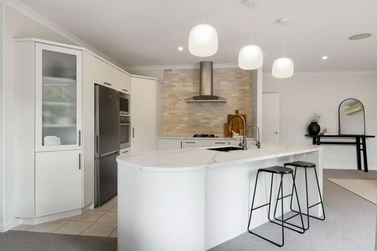 53 Barrington Drive Huntington_7