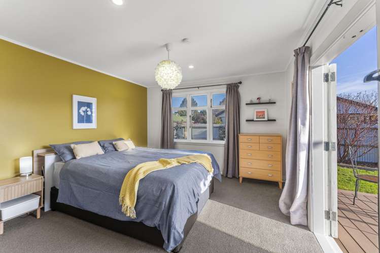 70 Neill Street Hornby_15