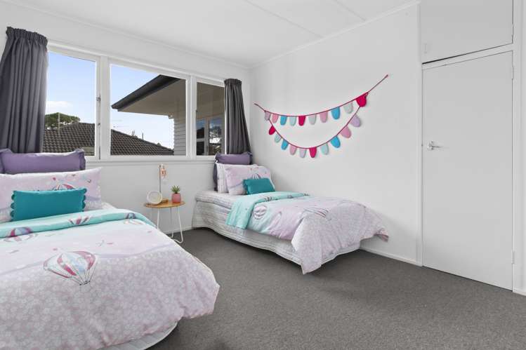 55 Houchens Road Glenview_14