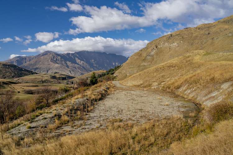 Lots 2,5 and 6 The Paddocks, Littles Road Dalefield/Wakatipu Basin_8