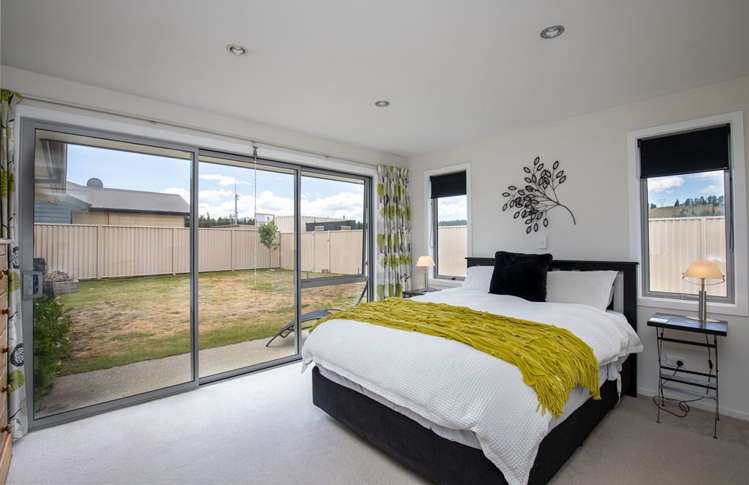 39 Thyme Crescent Alexandra_17