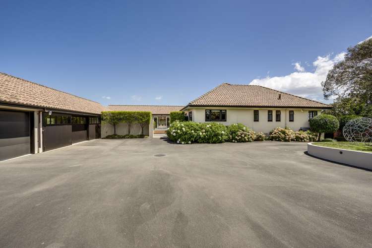 44 Busby Hill Havelock North_27