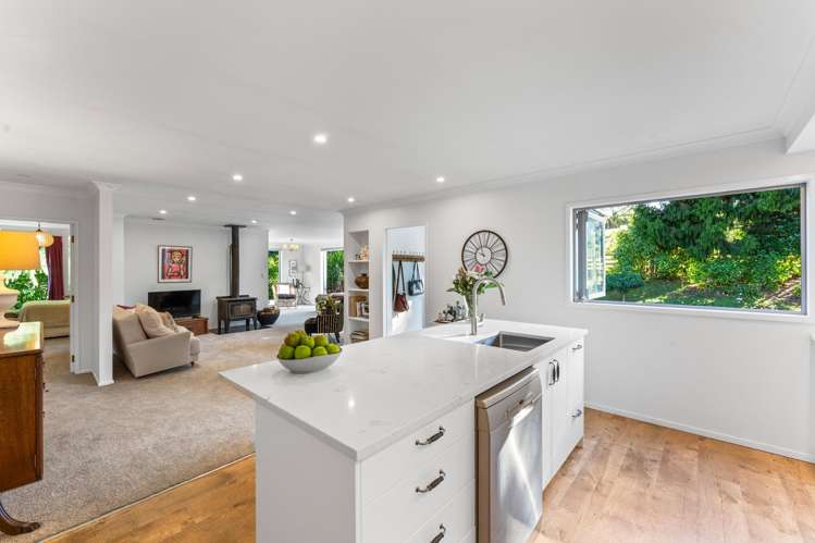 7 Pickwick Road Otamatea_5