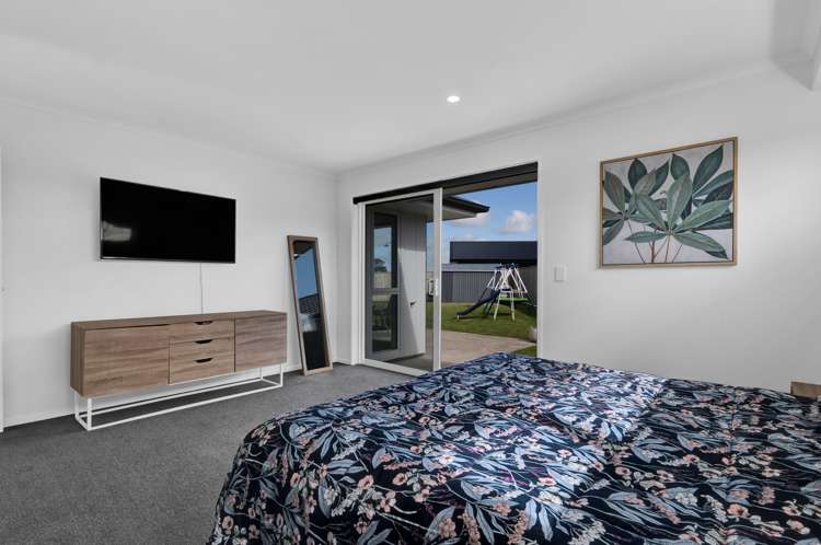 42 County Drive Hawera_10