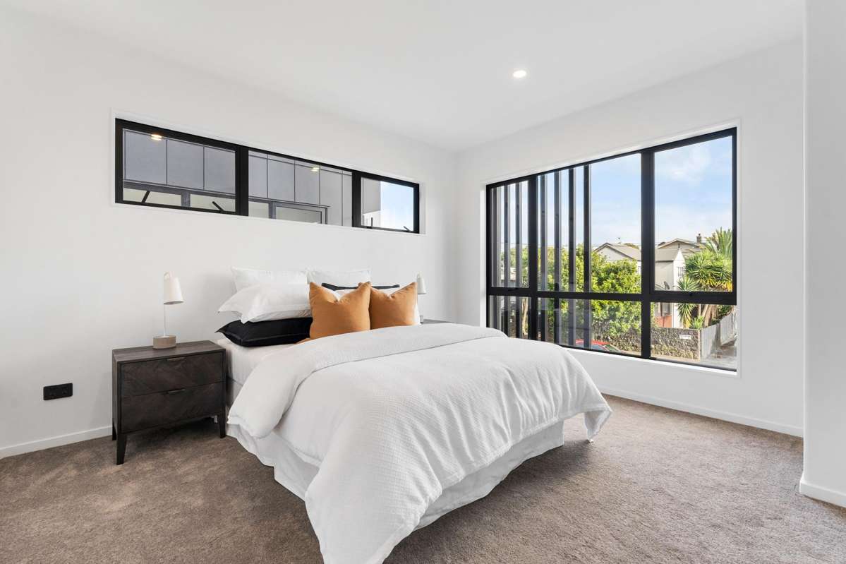1-8/6C Kingsway Avenue_5