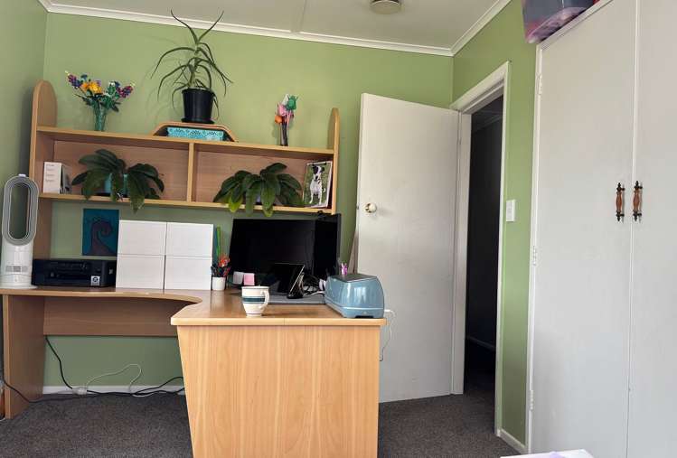 13 Tapsell Road Fairy Springs_6