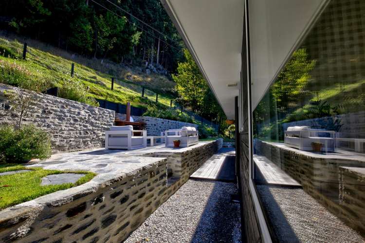 54 Huff Street Queenstown_20