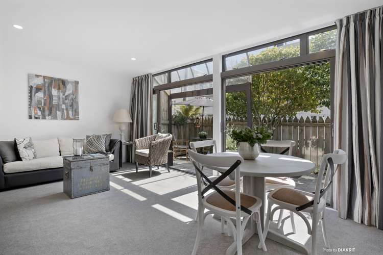 1 Austin Street Mount Victoria_1