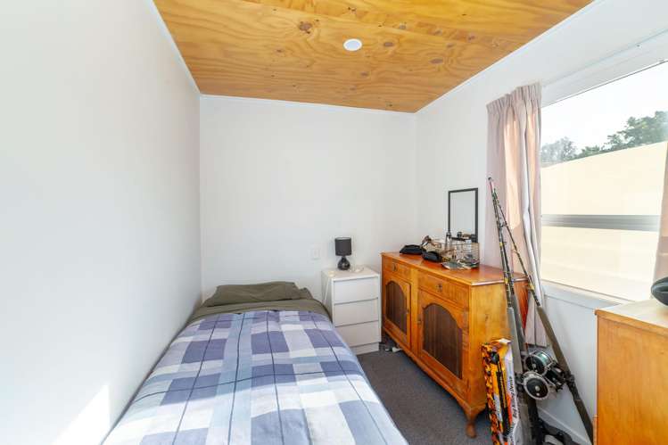 17 Te Miha Crescent Cape Palliser_12