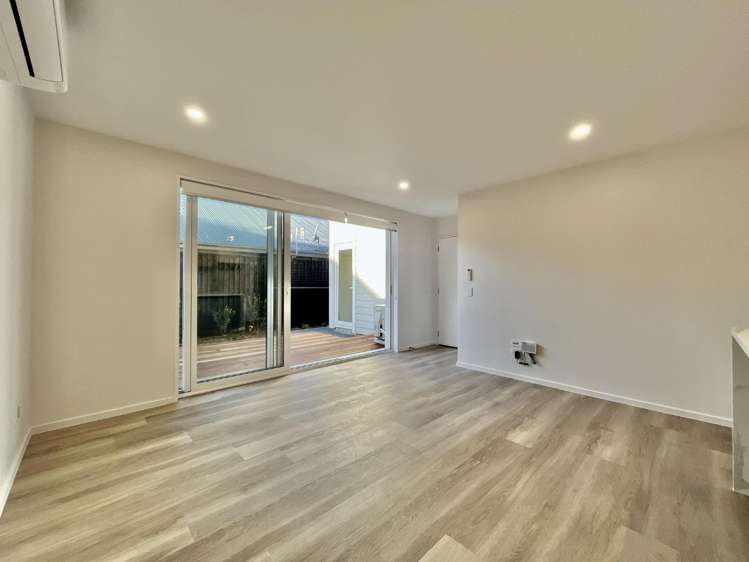 6/677 Gloucester Street 1477_9