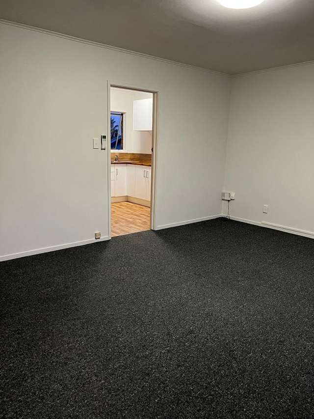 3/178 Chivalry Road Glenfield_2
