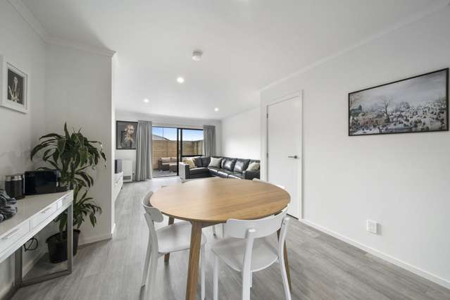 21/9 Surrey Street Tawa_1