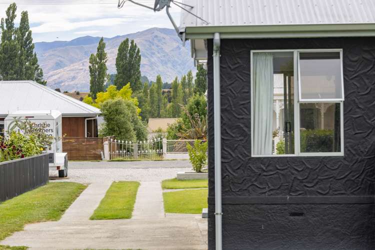 16 Arklow Street Albert Town_20