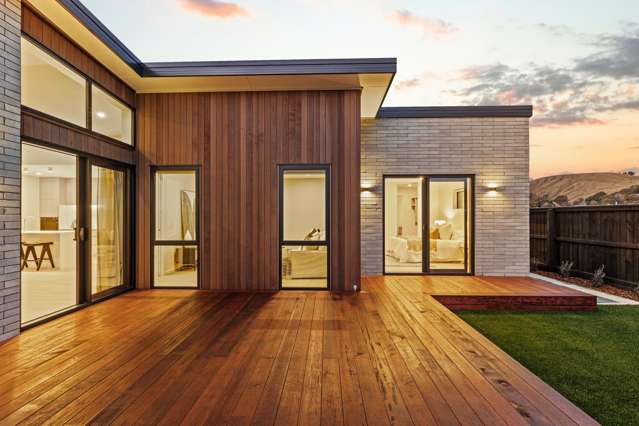 UNDER OFFER!
