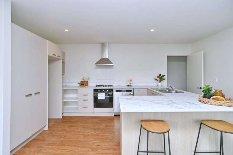 95 Gayhurst Road Dallington_6