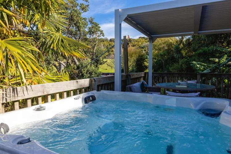 45 Tahatai Road Oneroa_9