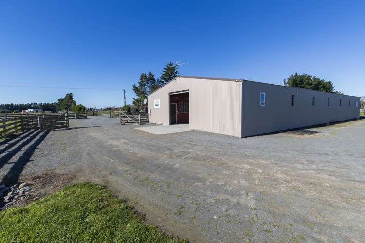 1 McIntoshs Road_0