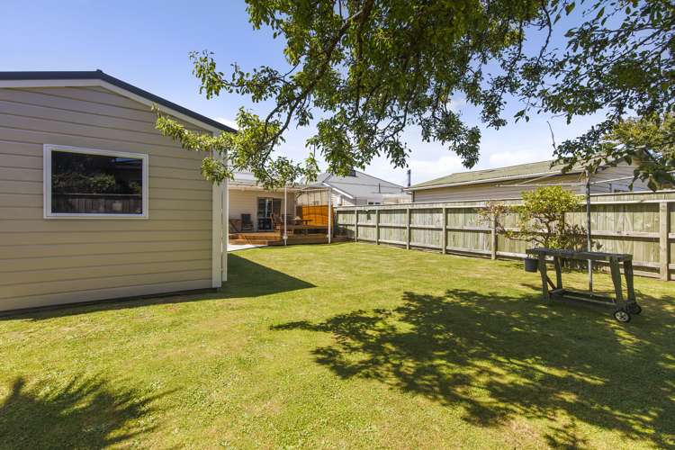 35 Ava Street Petone_14