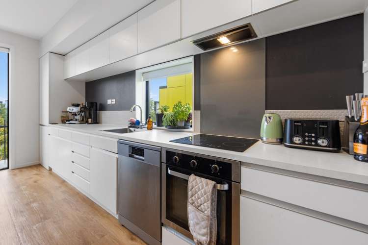 10/283 Brougham Street Sydenham_4