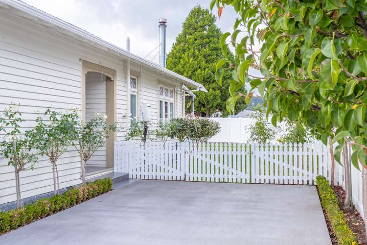 388 Fergusson Drive Heretaunga_15