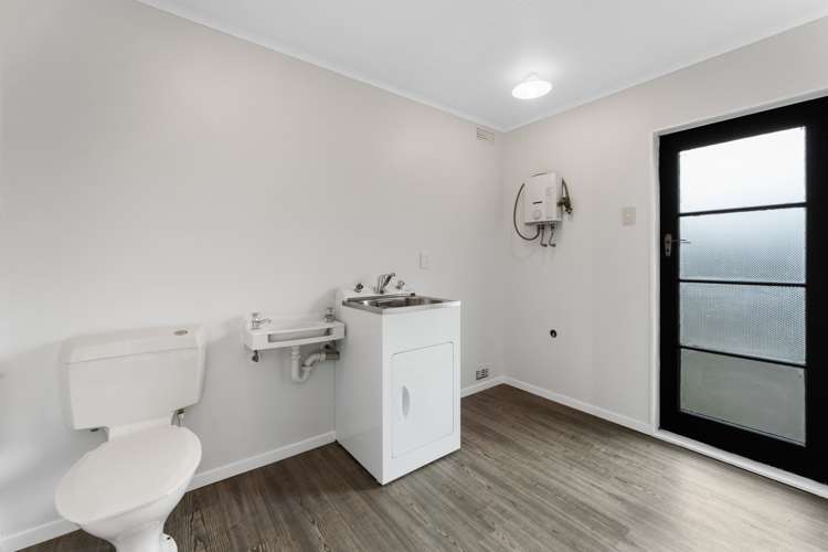 7 Tawa Street Hilltop_15