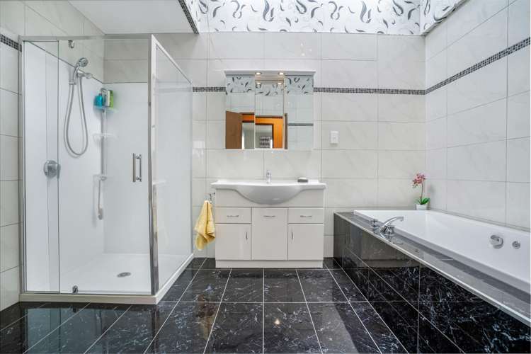 6 Mcwilliam Avenue Winton_18