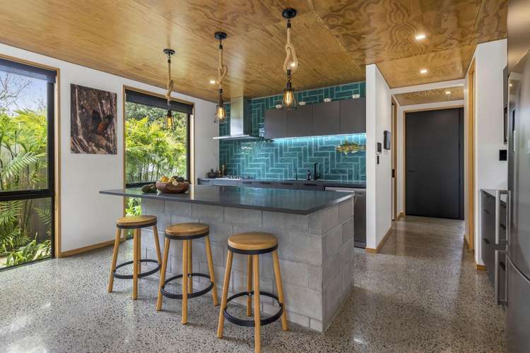 59 The Circle Manly_2